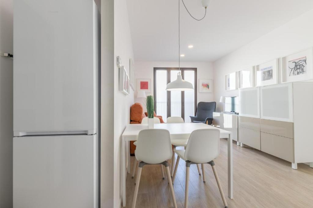 Apartamentos Mercado Central Валенсия Экстерьер фото